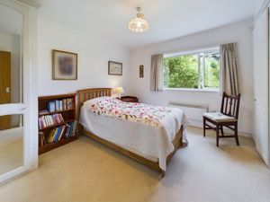 Annexe Bedroom- click for photo gallery